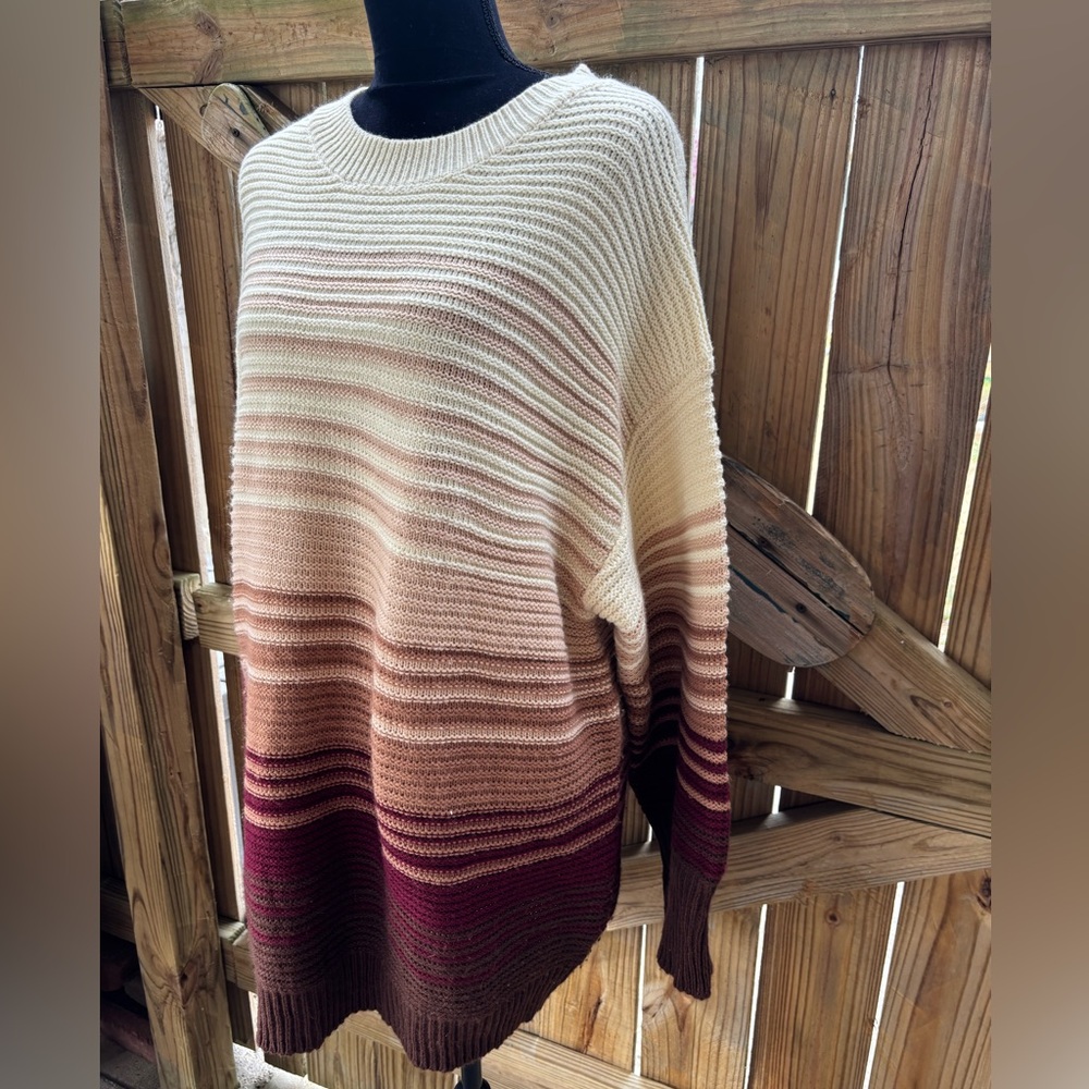 GiGiO USA Long Sleeve Oversized Color Gradient Sweater Size L - Picture 2 of 6